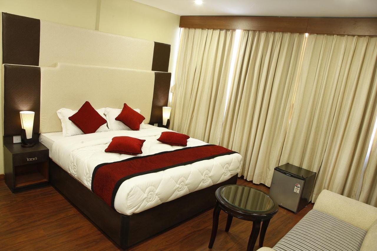 Hotel Meridian Suite Katmandu Szoba fotó